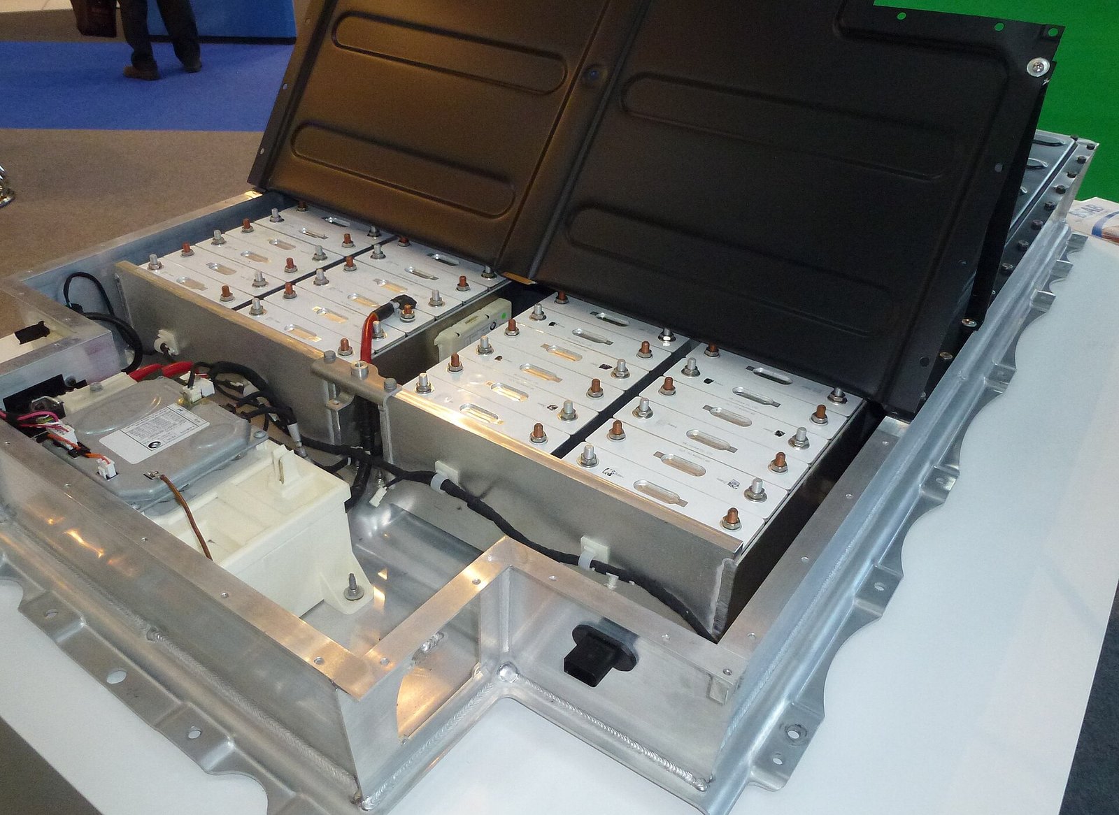 AIS-156 and AIS-038 Rev 2 Explained: India’s EV Battery Safety Rules, the Thermal Propagation Test, the 2022 Two-Phase Rollout, the 2024-2026 Add-Ons and What Buyers Can Actually Check