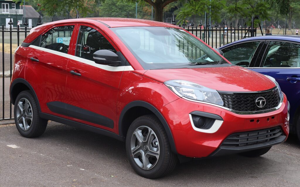 Electric vs Petrol Car in India: The Five-Year Cost of a Punch EV, Nexon EV and Creta Electric Against Their Petrol Twins at Rs 102 Petrol, and the Distance at Which Each One Pays Off